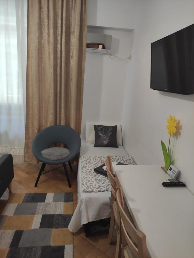 Nice Studio In Old Town Bucharest Exterior photo